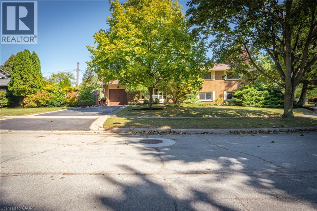 517 Rosedale Crescent, Burlington, ON