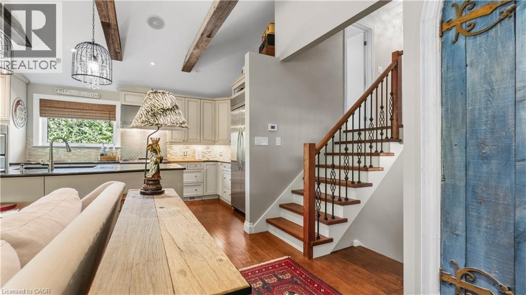 517 Rosedale Crescent, Burlington, ON