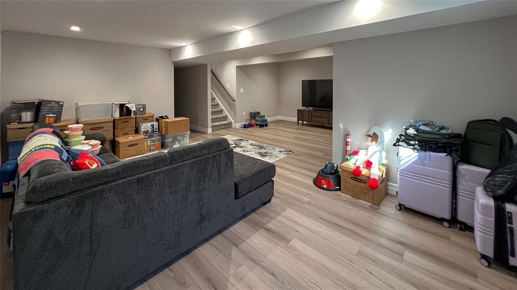 B-315 Alexandra Avenue, Point Edward, ON