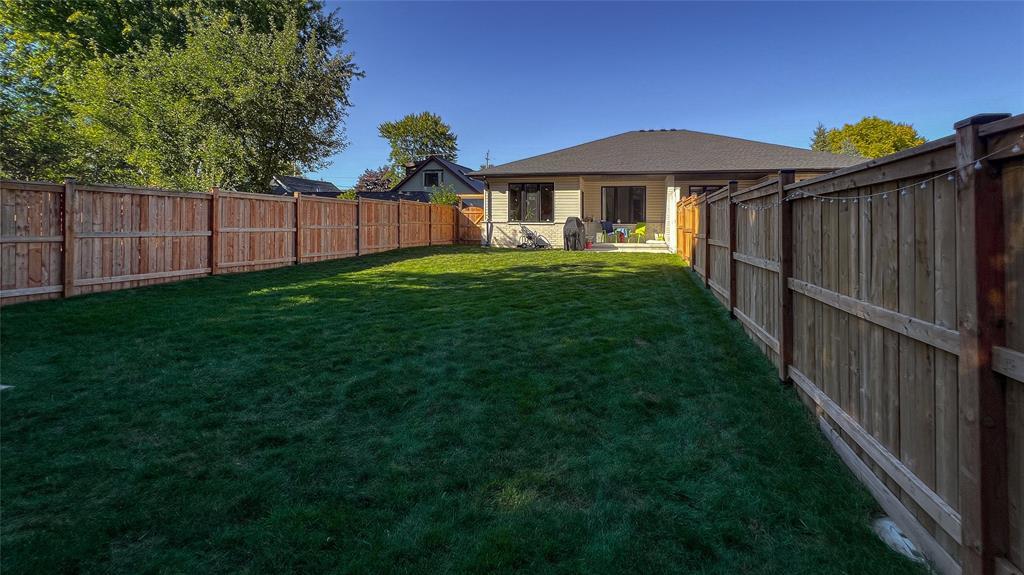 B-315 Alexandra Avenue, Point Edward, ON