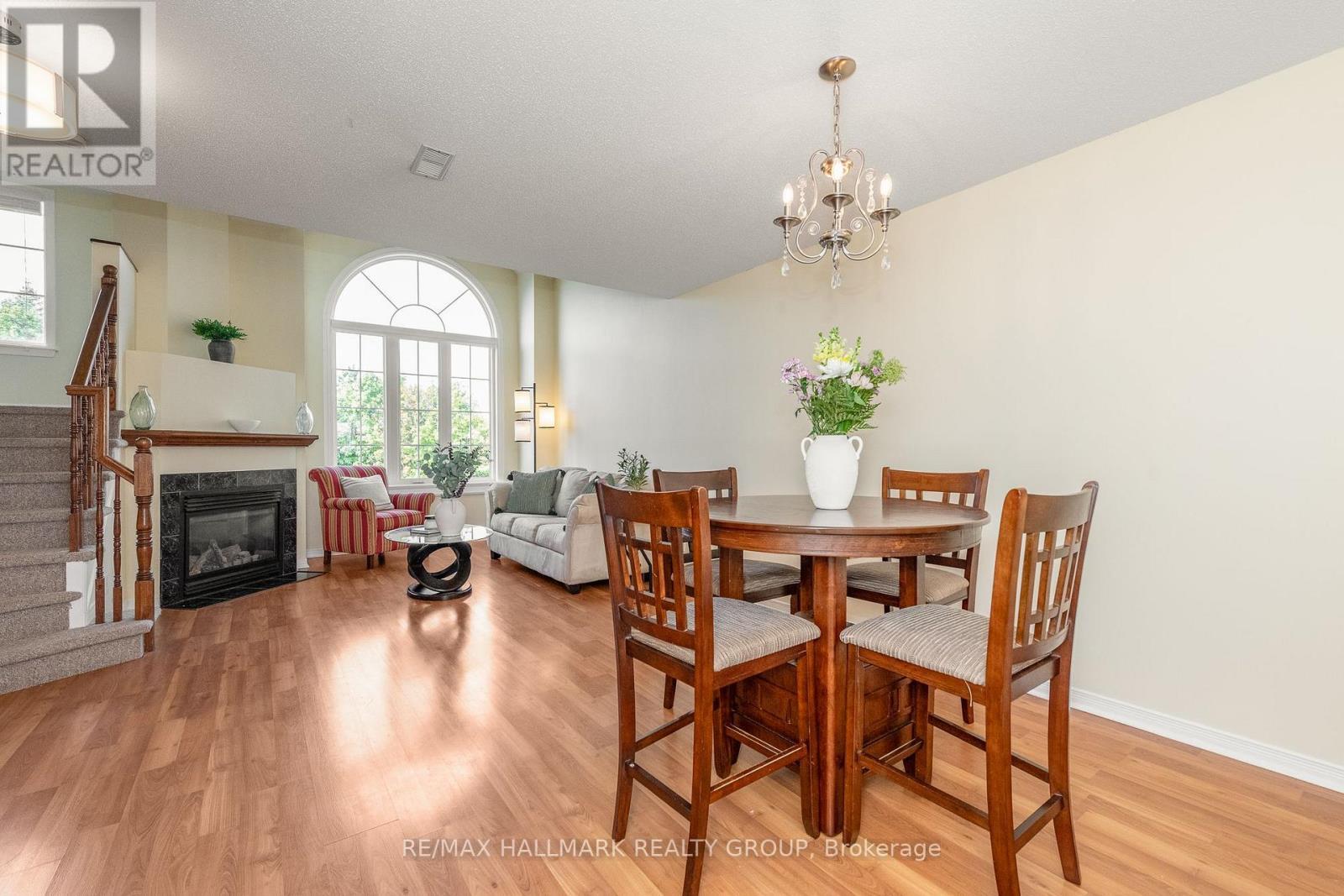1715 Blohm Drive, Ottawa, ON