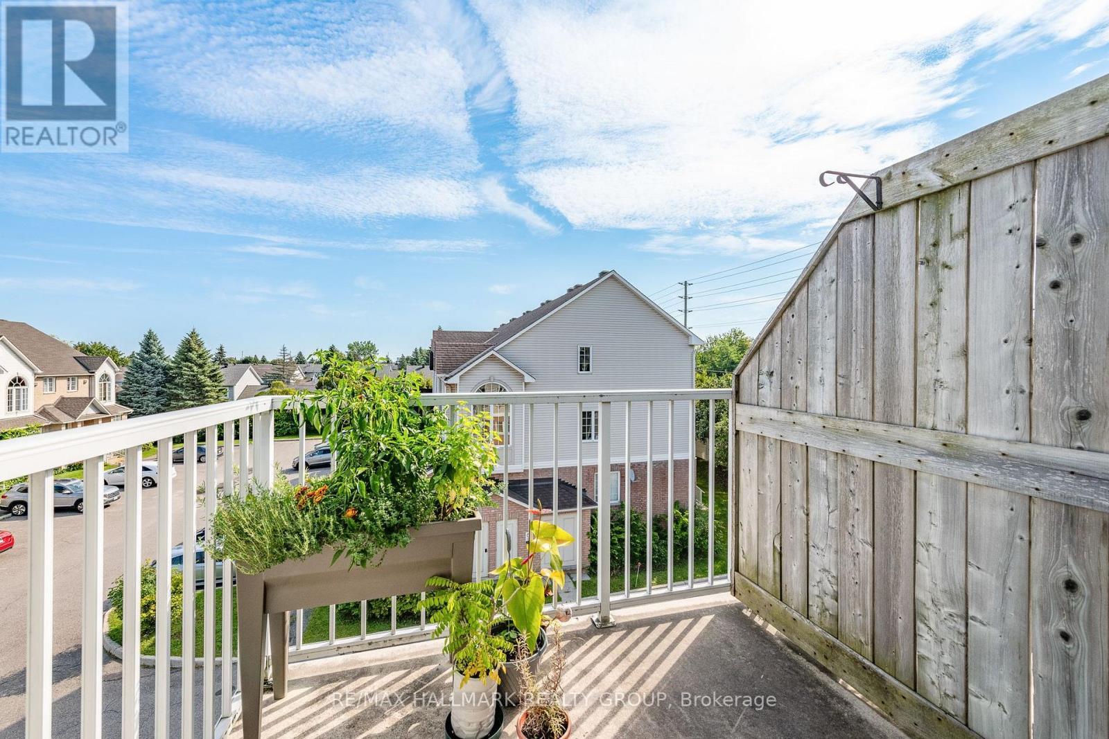 1715 Blohm Drive, Ottawa, ON