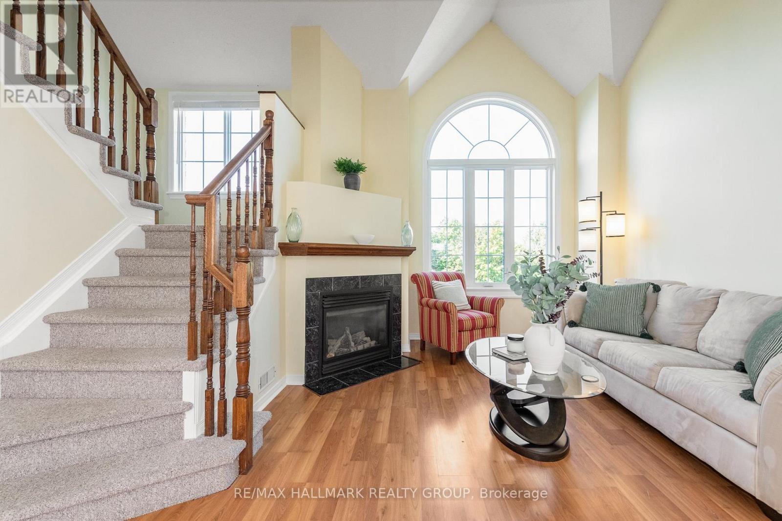 1715 Blohm Drive, Ottawa, ON