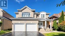 174 CANYON HILL AVENUE Richmond Hill, ON L4C 0R3