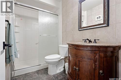 11 Dolphin Bay, Regina, SK 