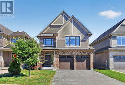 715 BUNCHBERRY WAY Ottawa, ON K1T 0J8