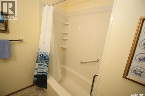 15 Schwager Crescent, Saskatoon, SK 