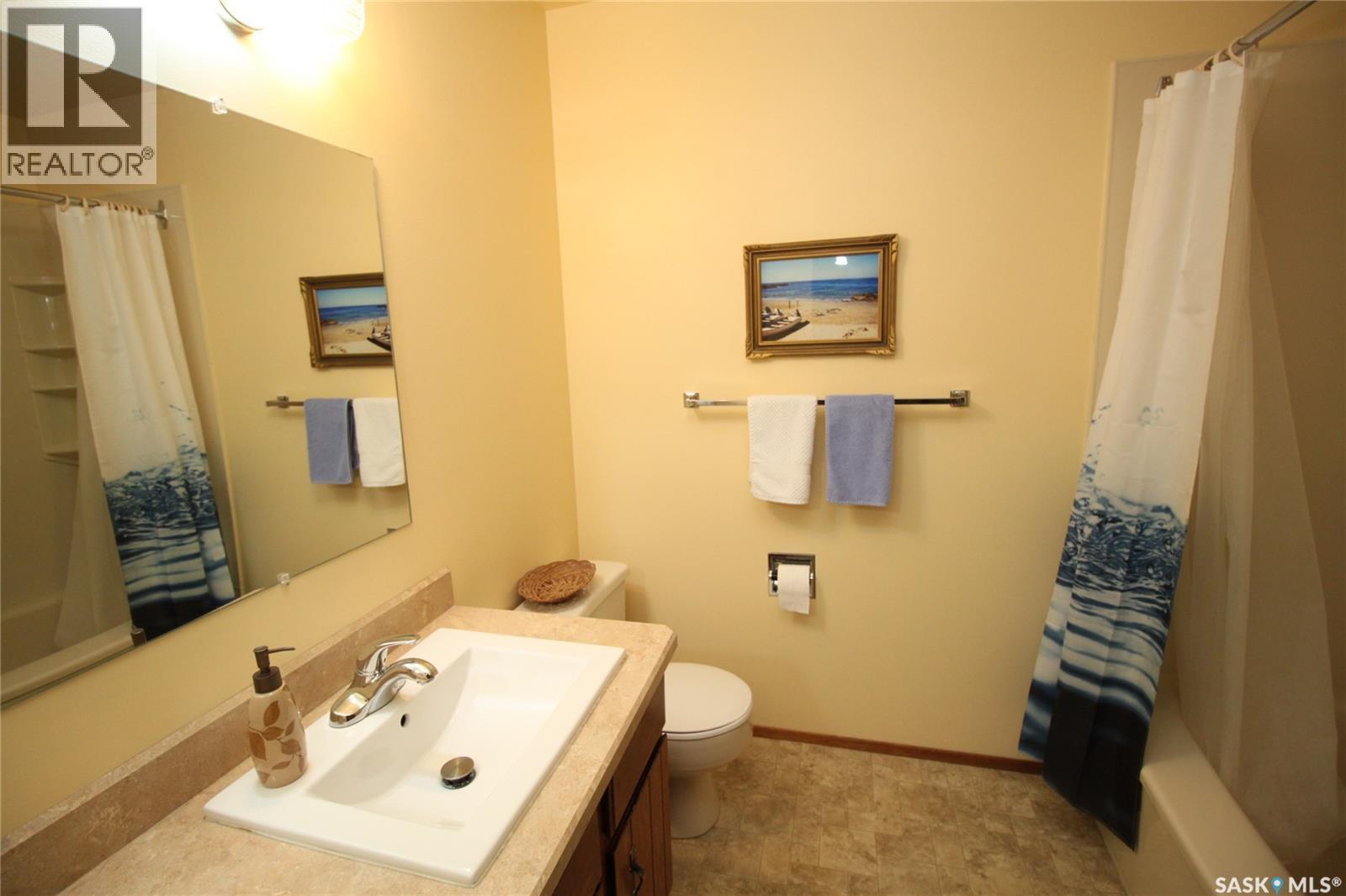 15 Schwager Crescent, Saskatoon, SK