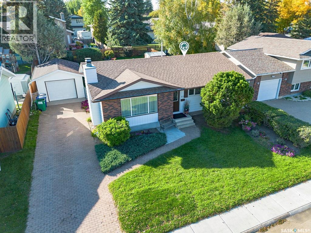 15 Schwager Crescent, Saskatoon, SK