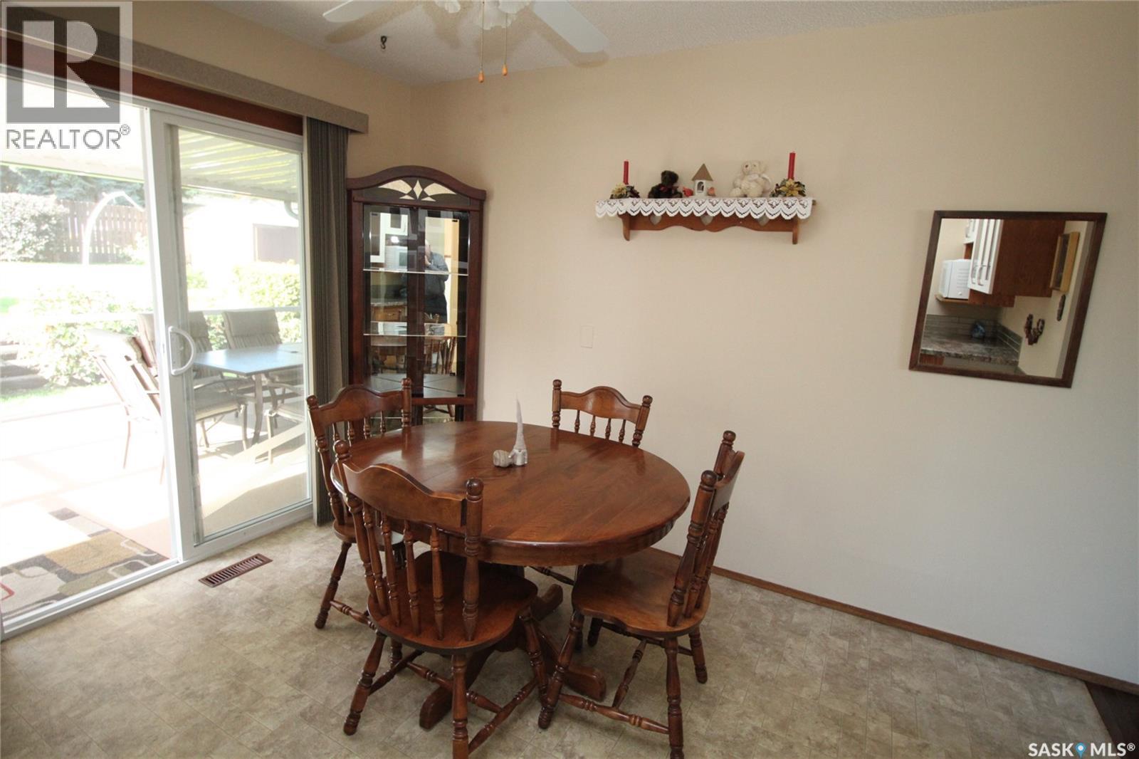 15 Schwager Crescent, Saskatoon, SK