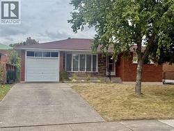 41 ORLANDA Road  Hamilton, ON L8G 2K3