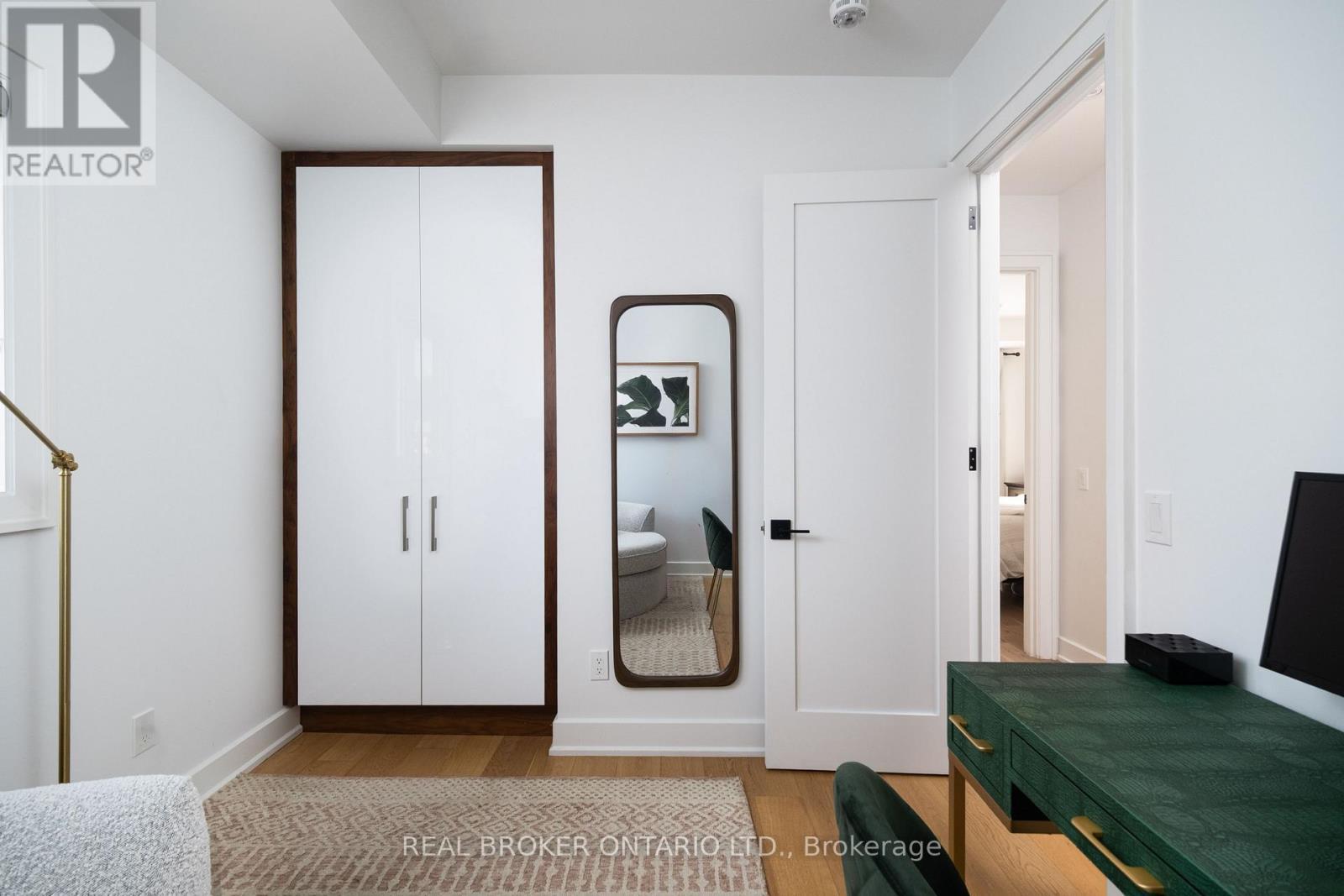 1633 Coram Crescent, Mississauga, ON