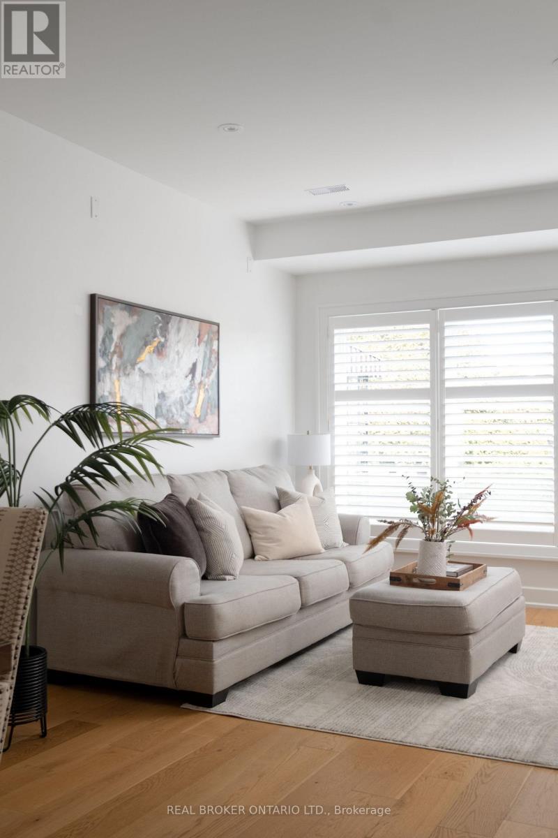 1633 Coram Crescent, Mississauga, ON