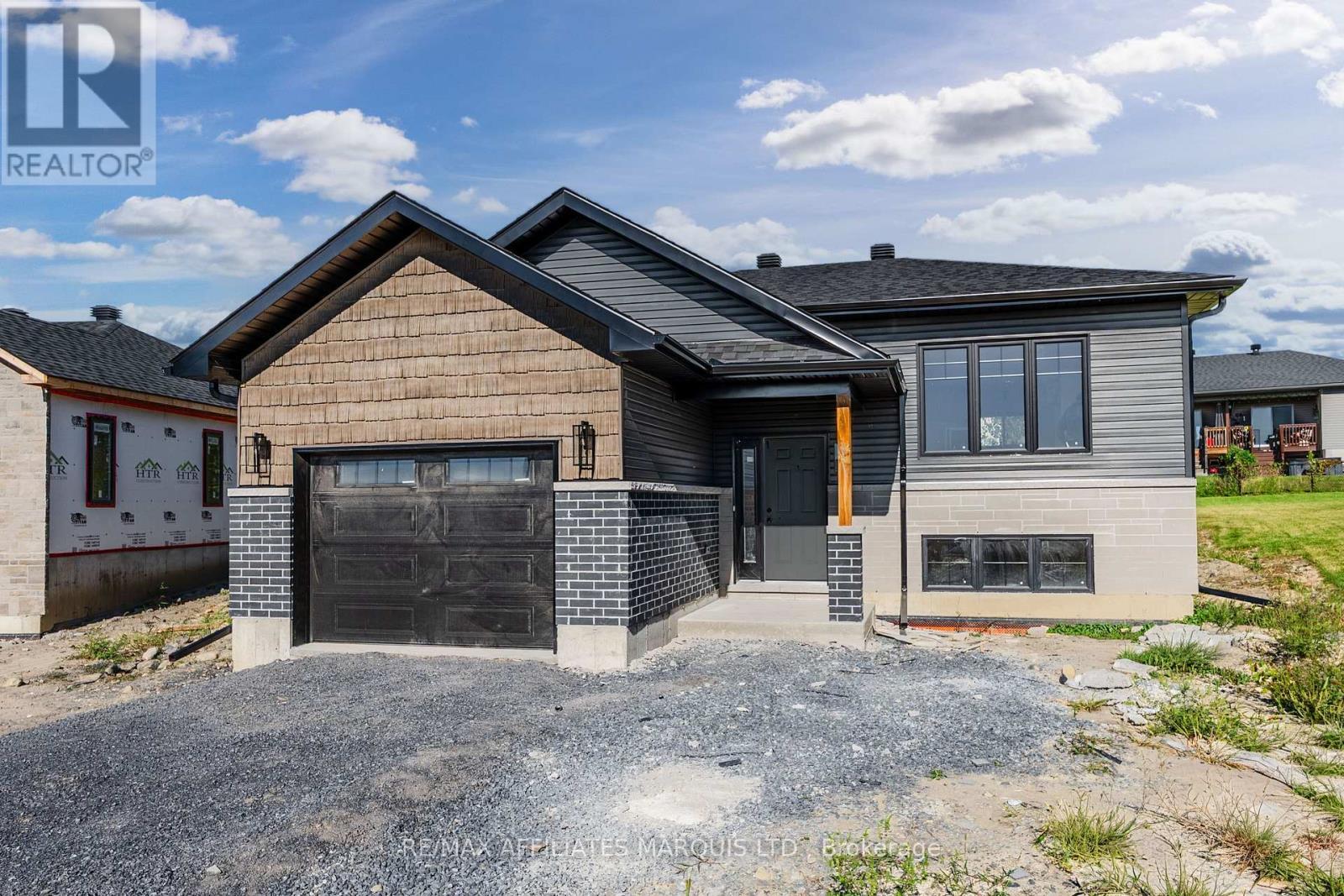 201 Ruby Drive, Cornwall, ON