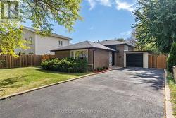 184 LAVEROCK AVENUE Richmond Hill, ON L4C 4K3