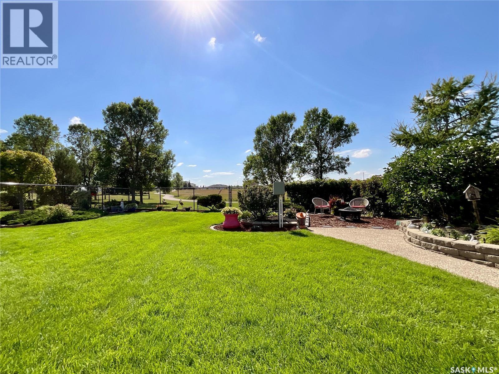 3515 Bishop Crescent E, Regina, SK