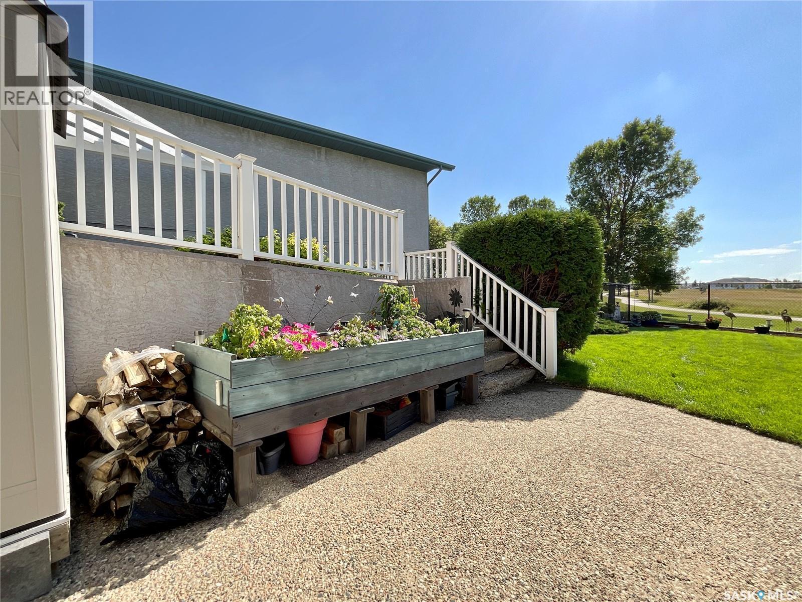 3515 Bishop Crescent E, Regina, SK