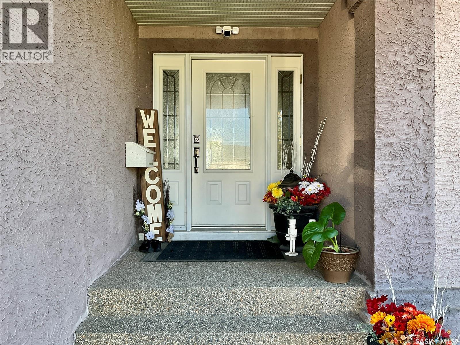 3515 Bishop Crescent E, Regina, SK