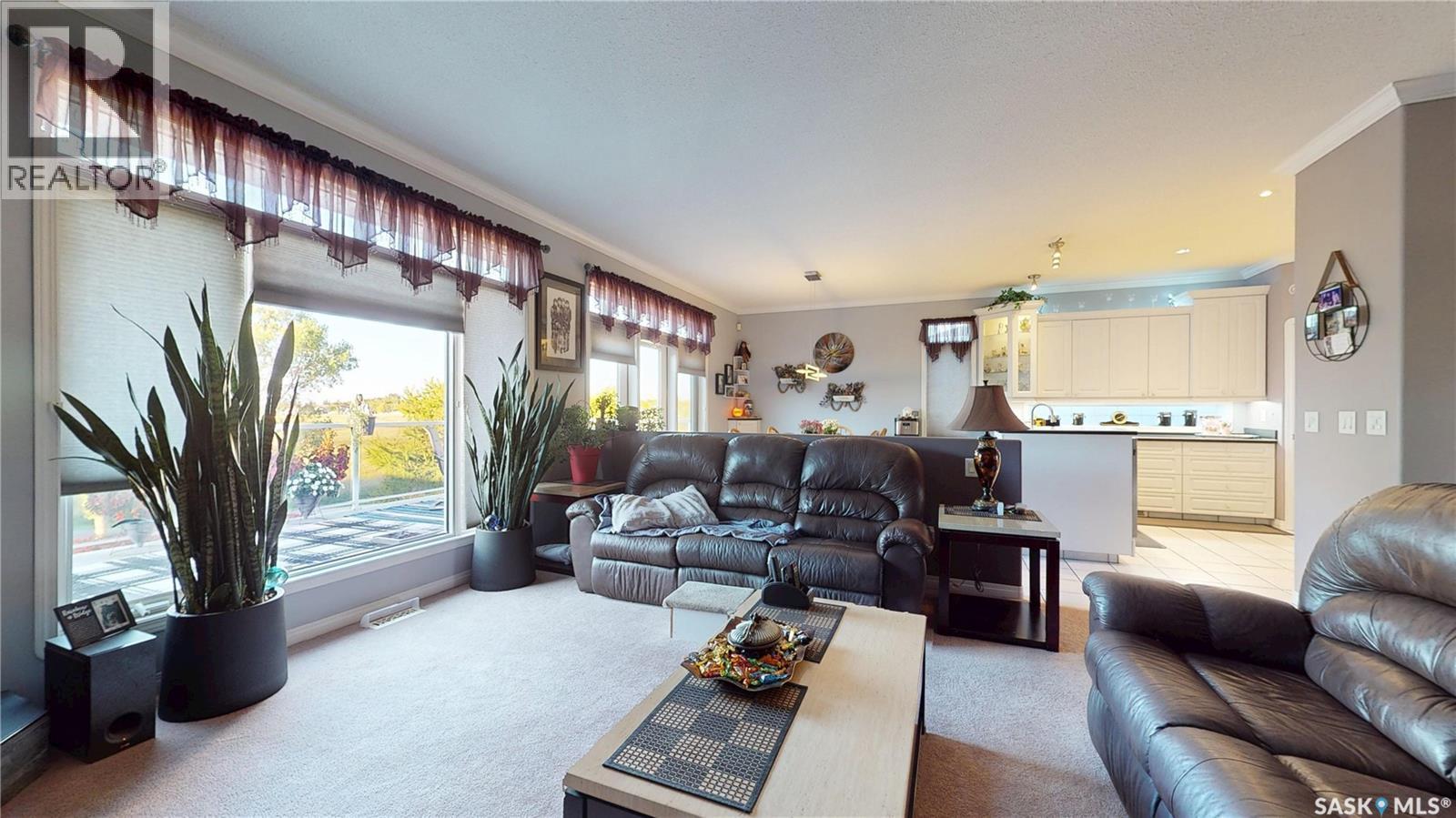 3515 Bishop Crescent E, Regina, SK