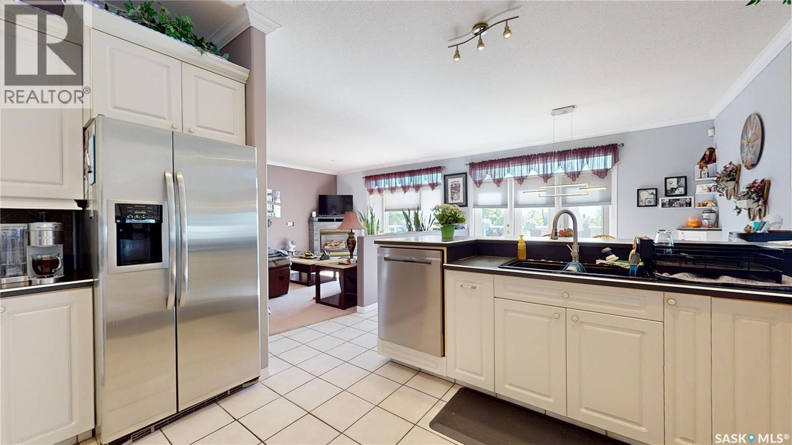 3515 Bishop Crescent E, Regina, SK