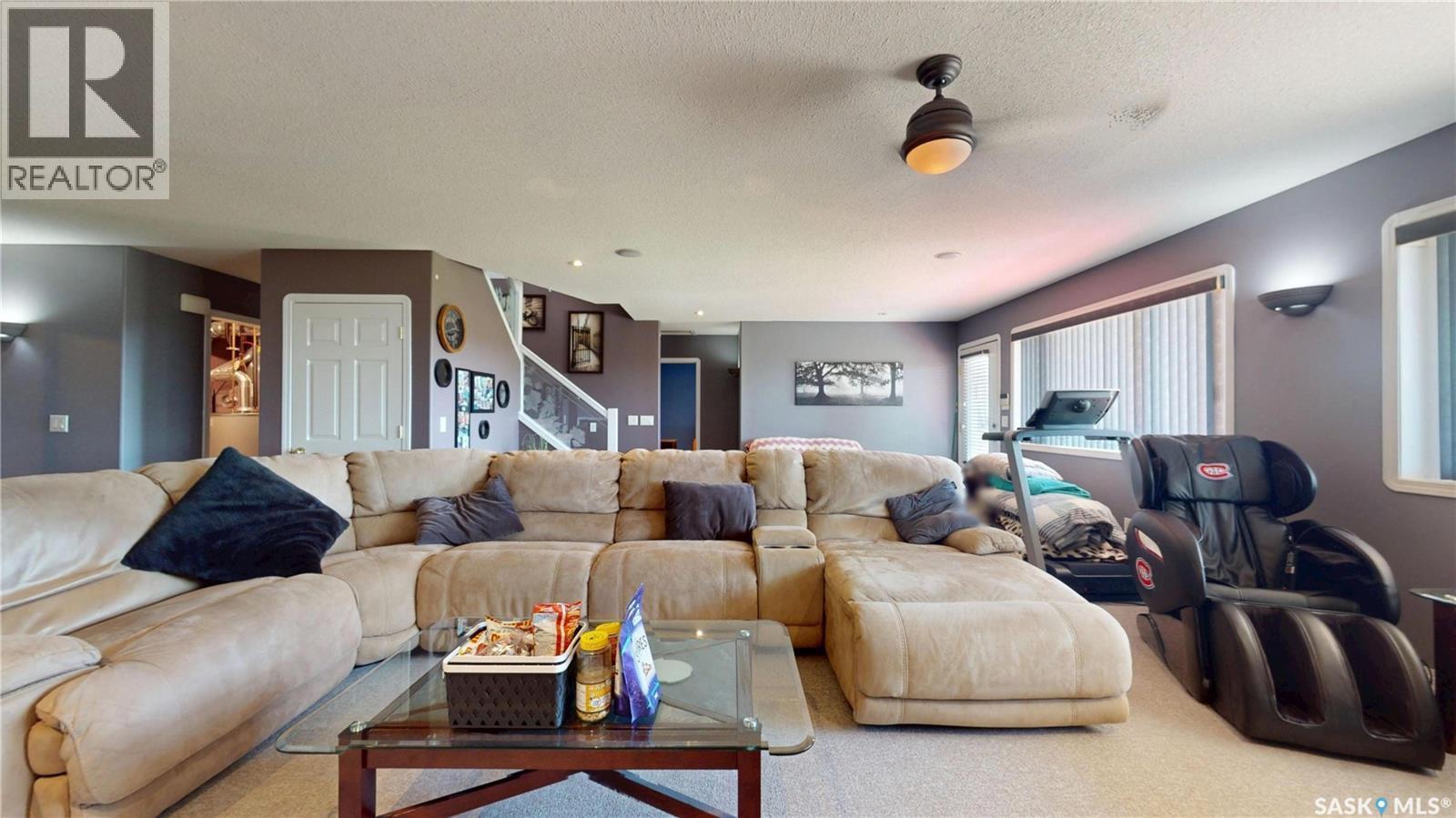 3515 Bishop Crescent E, Regina, SK