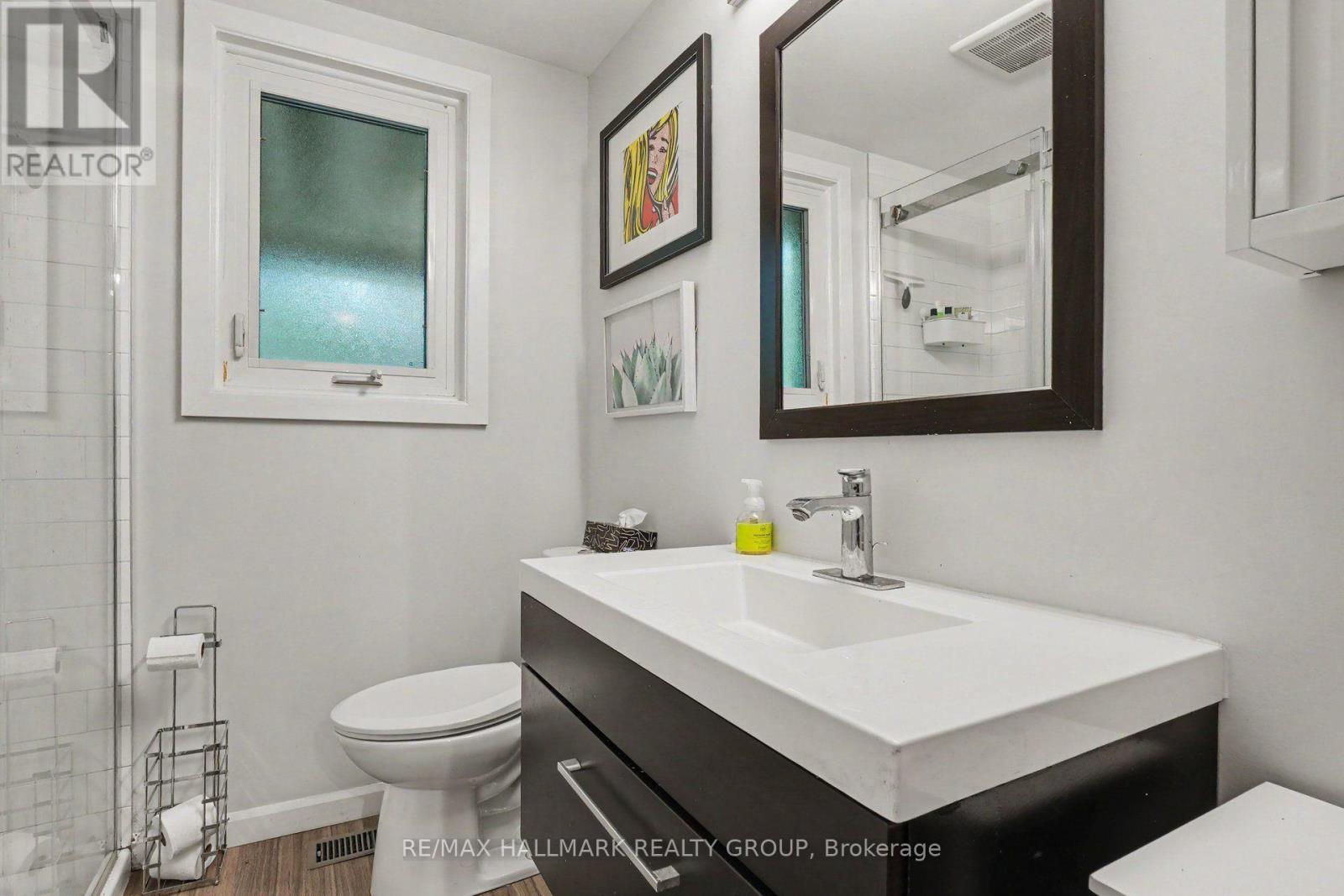 657 Golden Avenue, Ottawa, ON