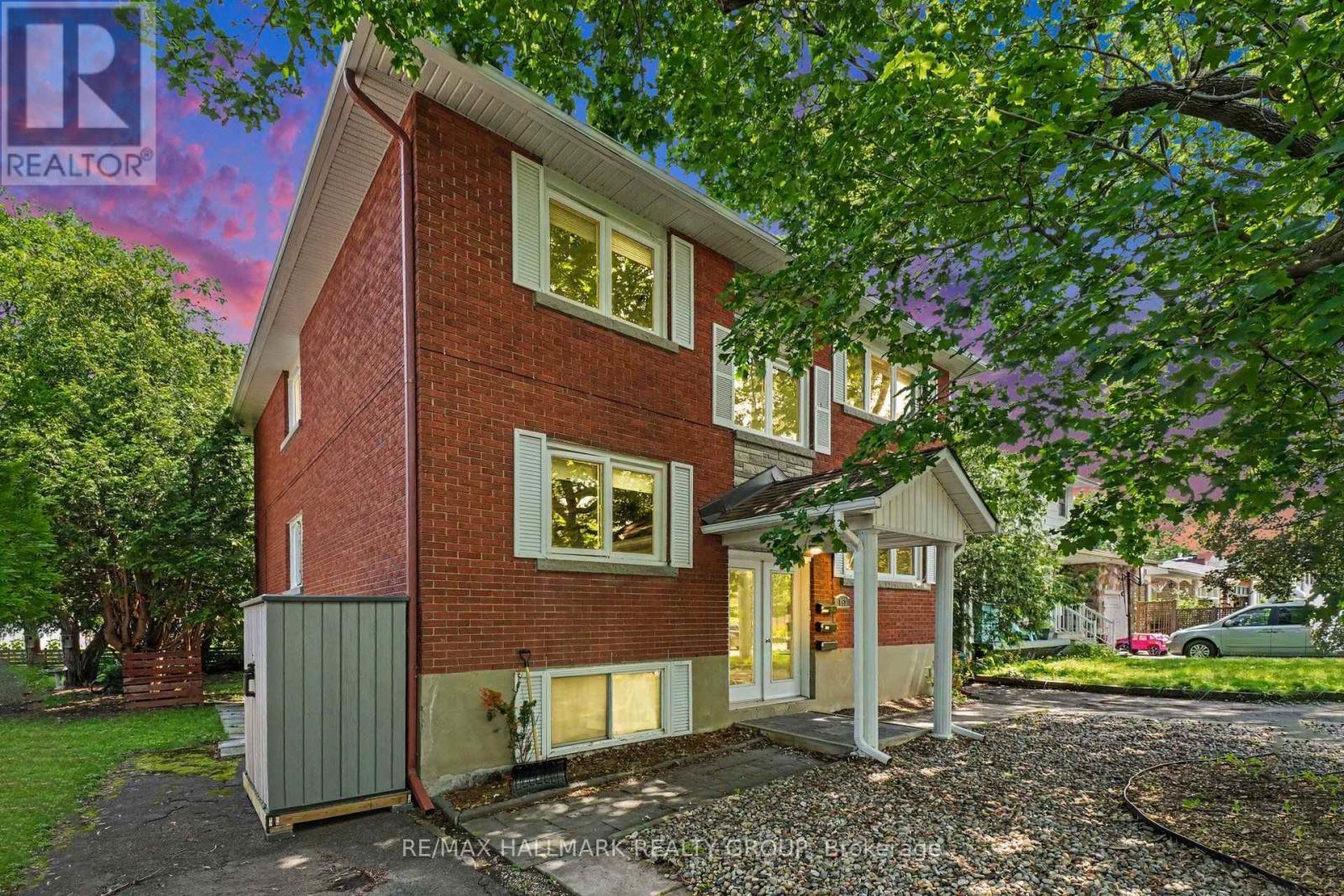 657 Golden Avenue, Ottawa, ON