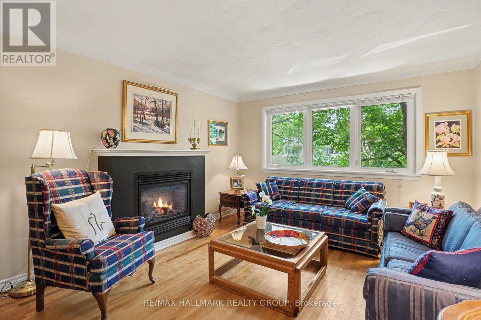 657 Golden Avenue, Ottawa, ON
