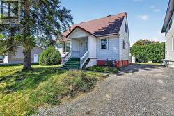 7 NORICE STREET Ottawa, ON K2G 2X2