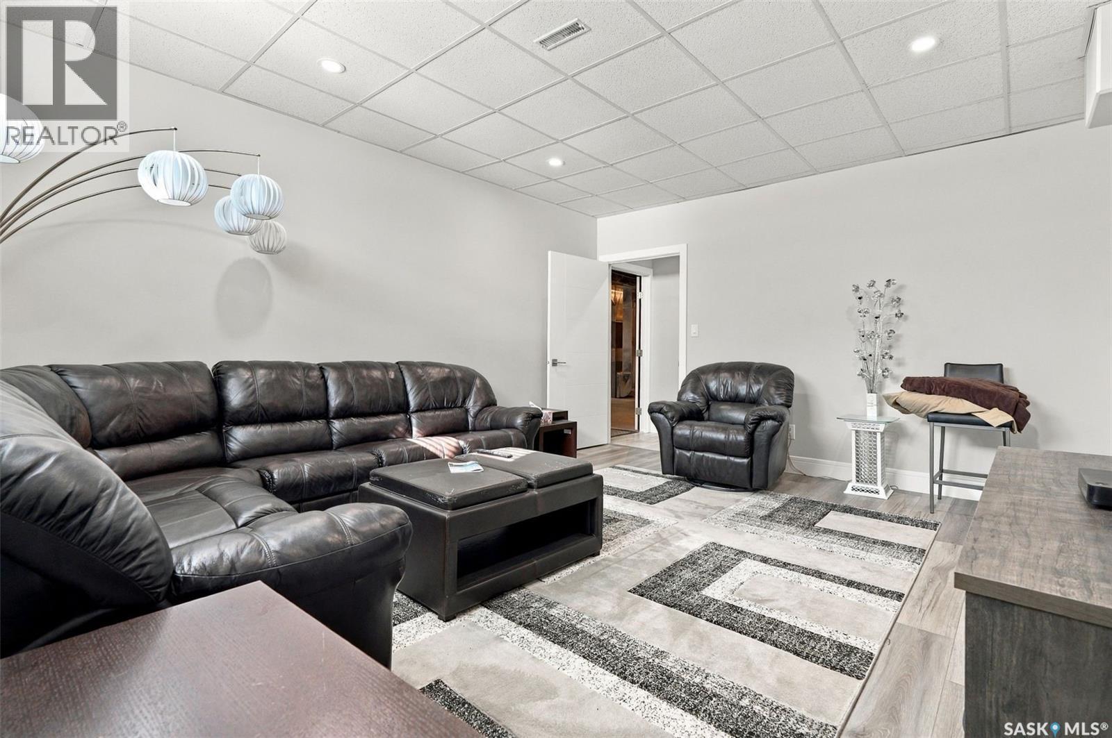 701 Casper Crescent, Warman, SK