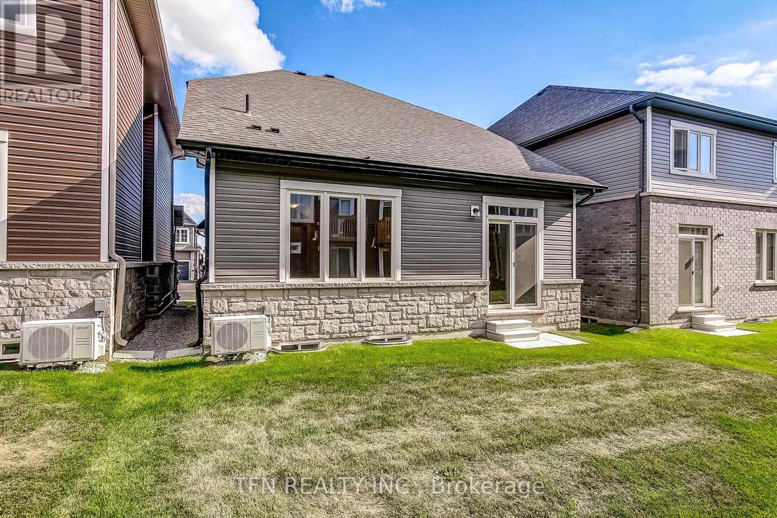 86 Mcgill Avenue, Erin, ON