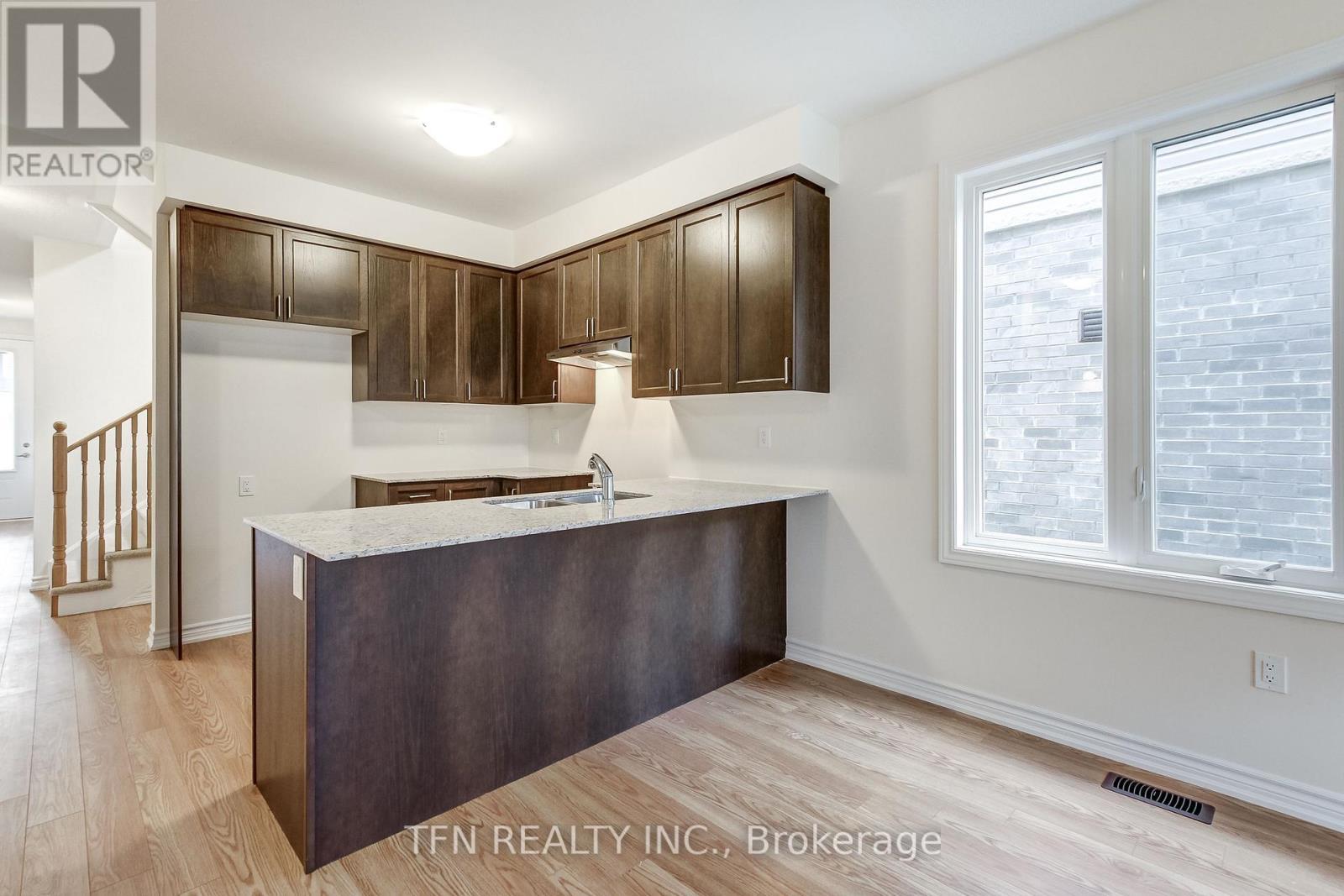 86 Mcgill Avenue, Erin, ON
