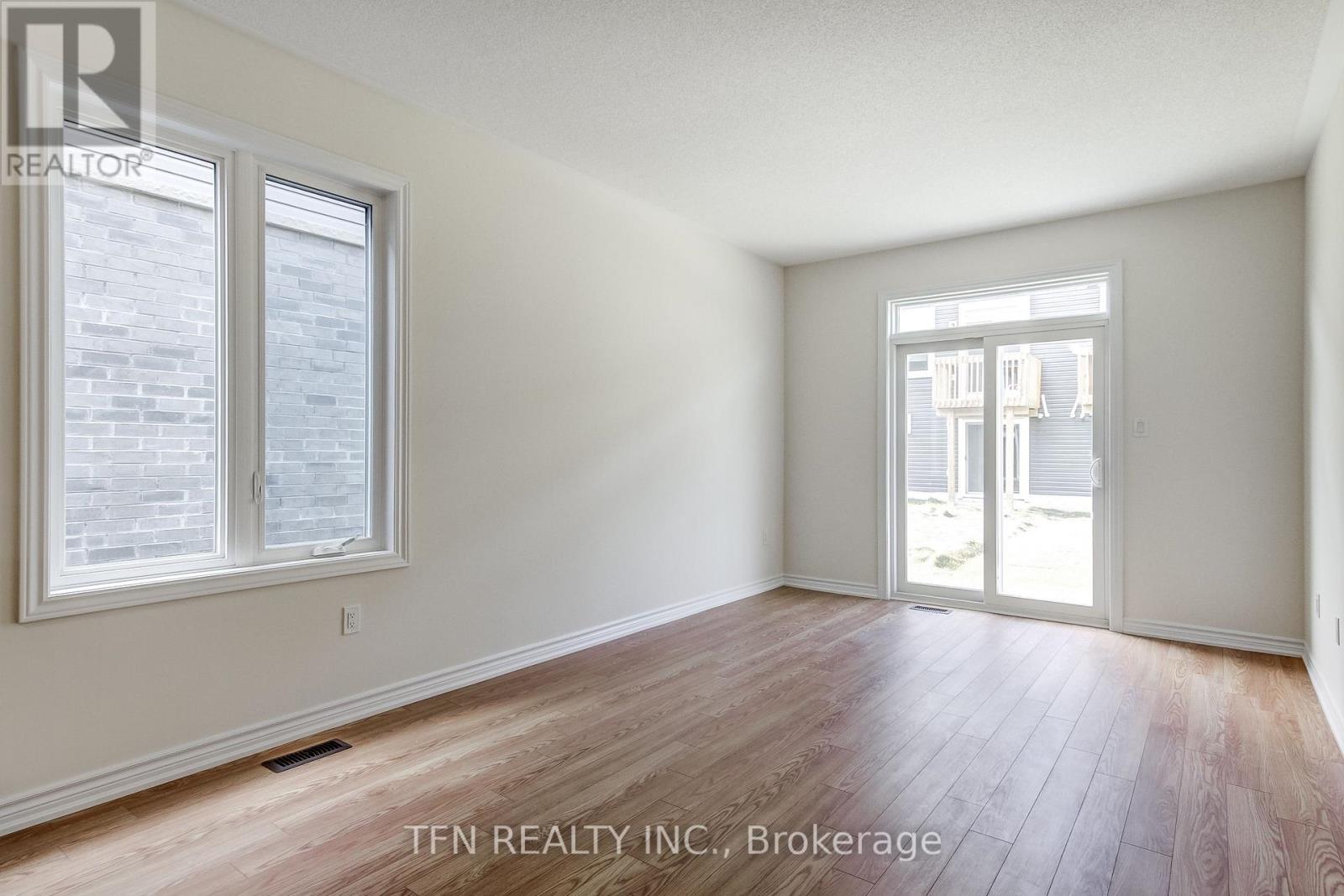 86 Mcgill Avenue, Erin, ON