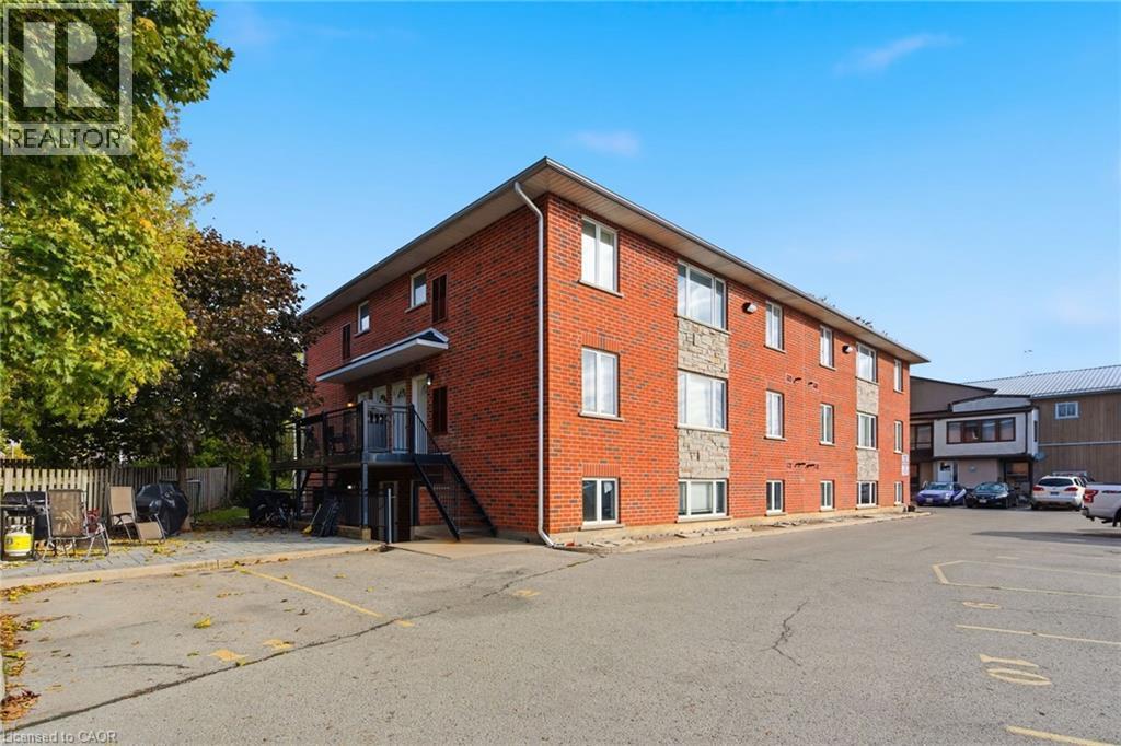 111 Smits Cove Unit# 302, Smithville, ON
