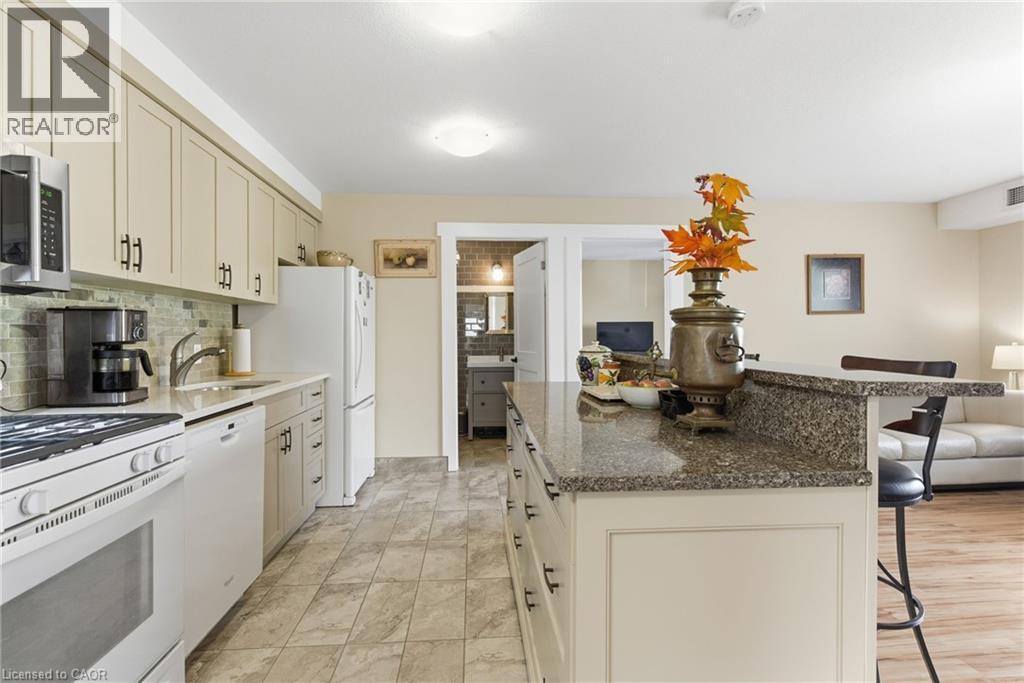 111 Smits Cove Unit# 302, Smithville, ON