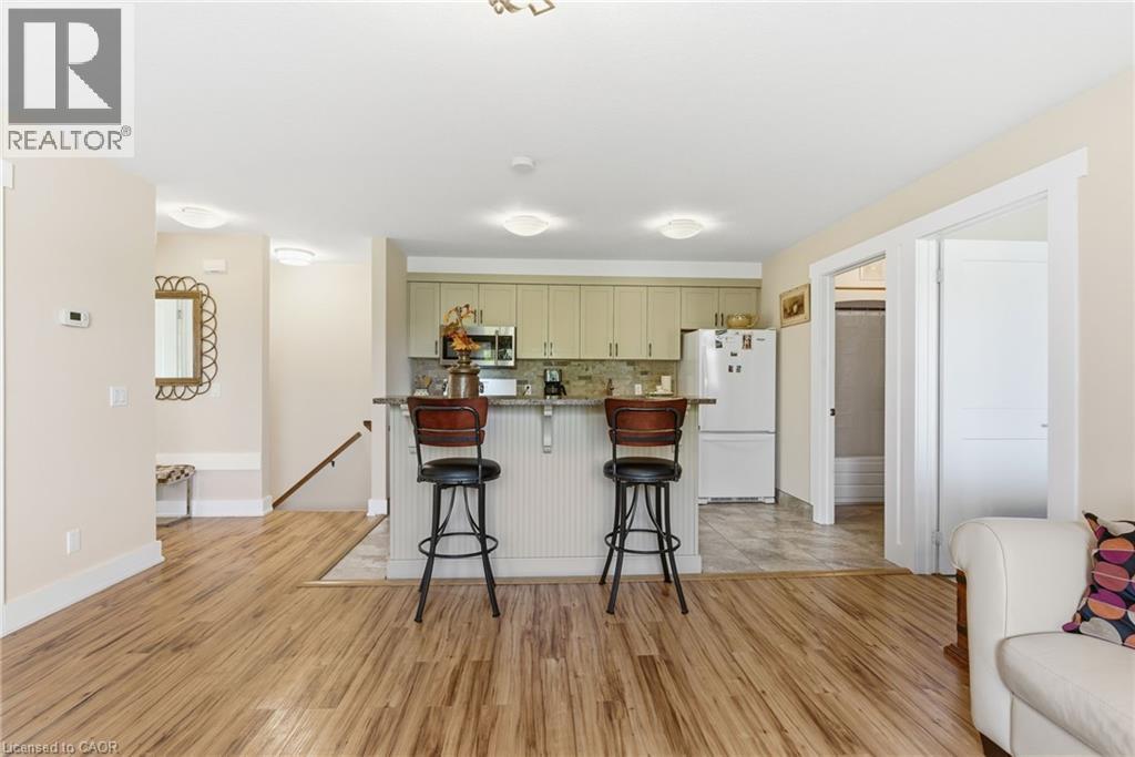 111 Smits Cove Unit# 302, Smithville, ON