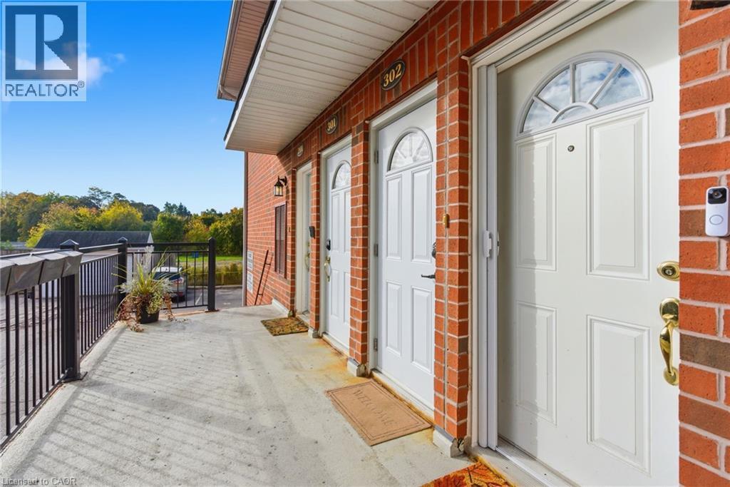 111 Smits Cove Unit# 302, Smithville, ON