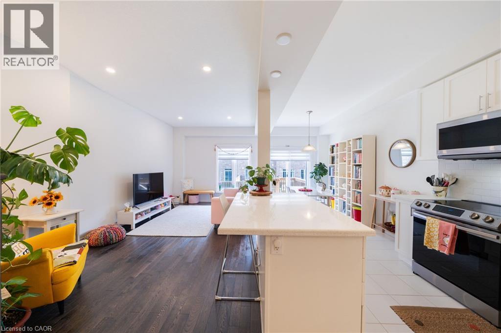 30 Cleland Avenue, Hamilton, ON