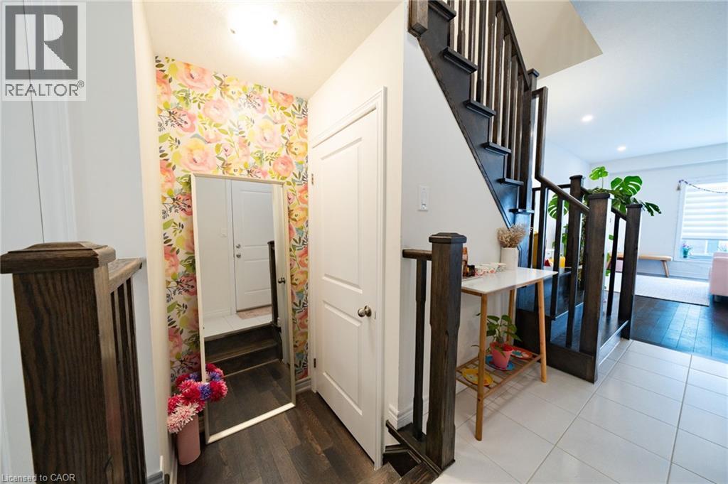 30 Cleland Avenue, Hamilton, ON
