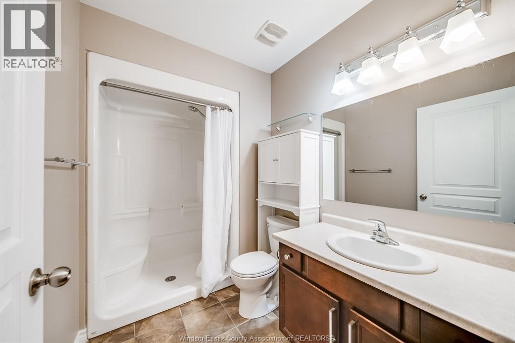 11916 Boulder Crescent, Windsor, ON