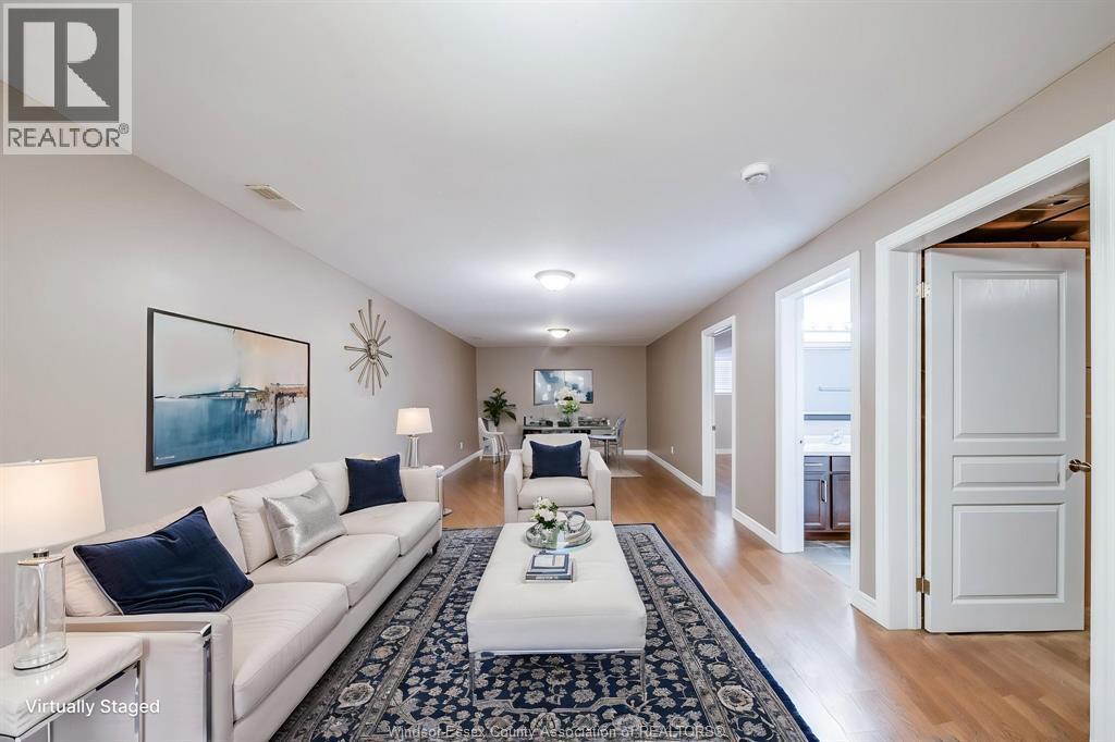 11916 Boulder Crescent, Windsor, ON