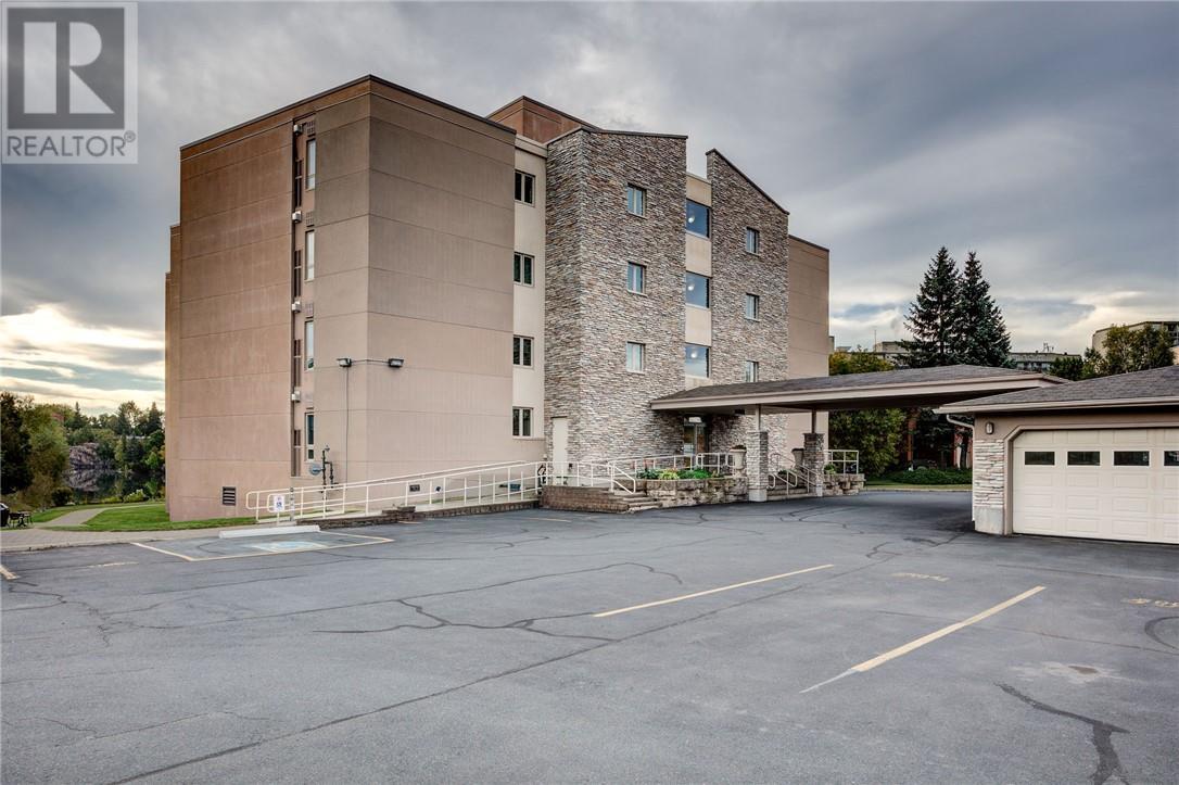 15 Maki Avenue Unit# 406, Sudbury, ON