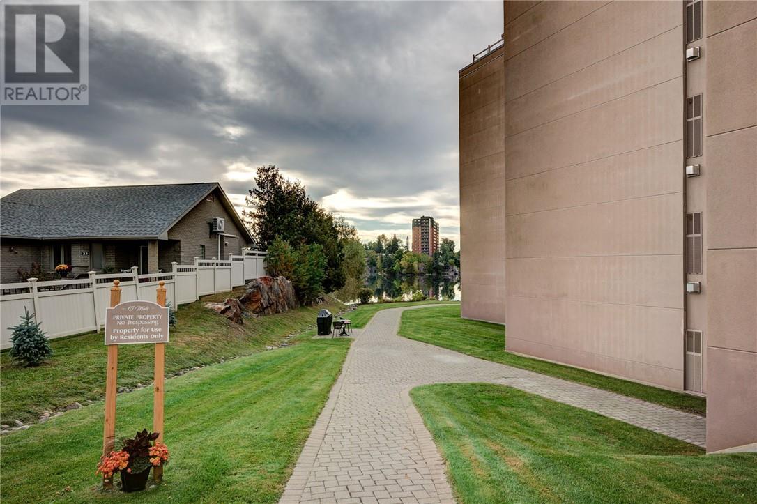 15 Maki Avenue Unit# 406, Sudbury, ON