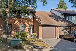 25 - 155 GLOVERS ROAD Oshawa (Samac), ON L1G 7A4