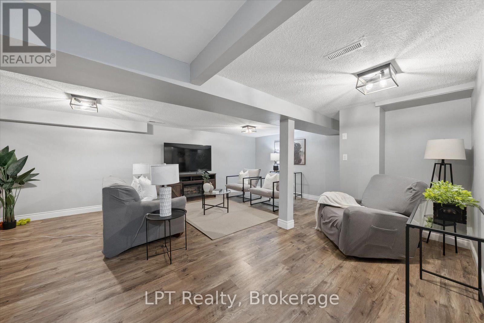 25 - 155 Glovers Road, Oshawa (Samac), ON