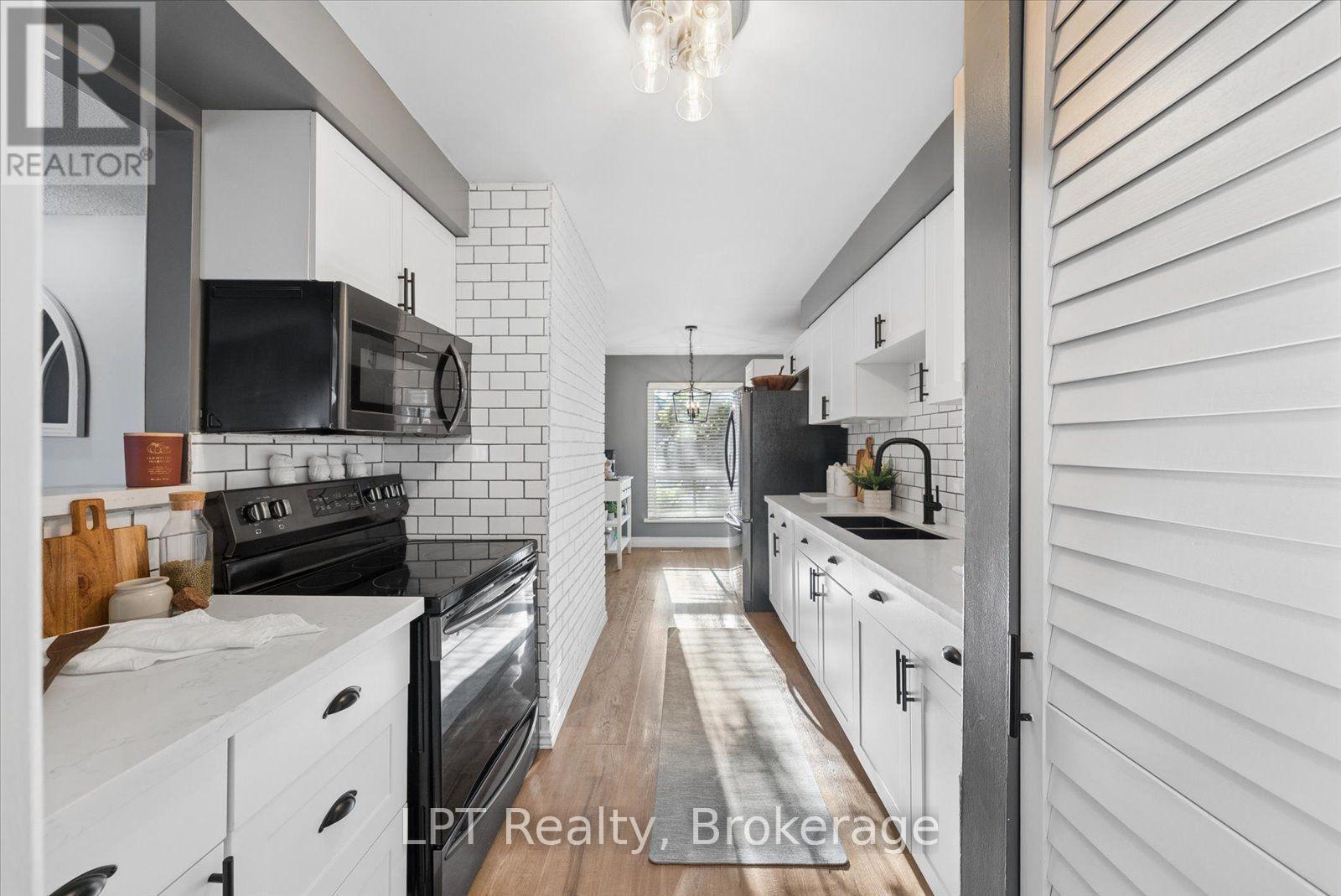25 - 155 Glovers Road, Oshawa (Samac), ON