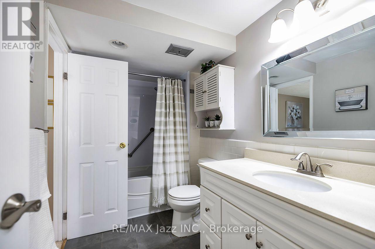 3 - 1330 Trowbridge Drive, Oshawa (Centennial), ON