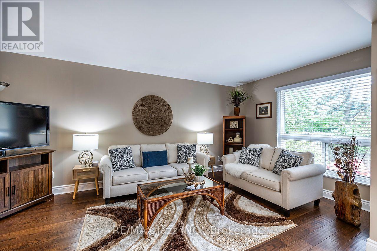 3 - 1330 Trowbridge Drive, Oshawa (Centennial), ON