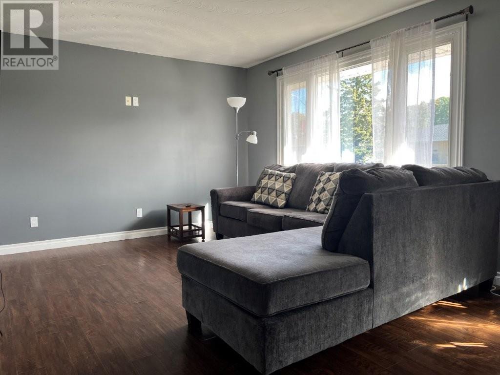 147 Caledon St, Sault Ste. Marie, ON