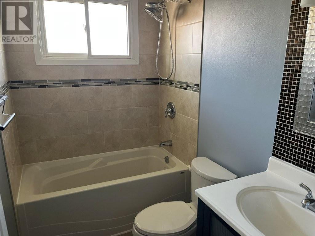 147 Caledon St, Sault Ste. Marie, ON
